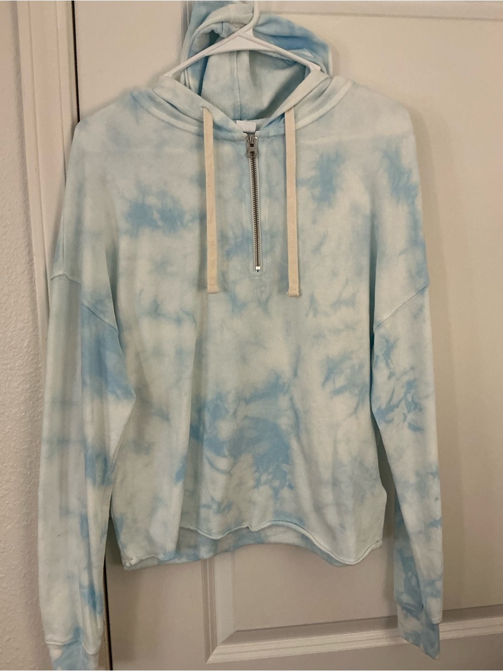Gap Women's XS Blue White Tie Dye 1/4 Zip Hoodie Cropped Raw Hem Sweatshirt